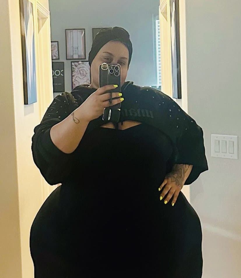 Ebony (Native Pear) Love When A Hood Nigga Get Up Behind Dat Big Ol Ass?