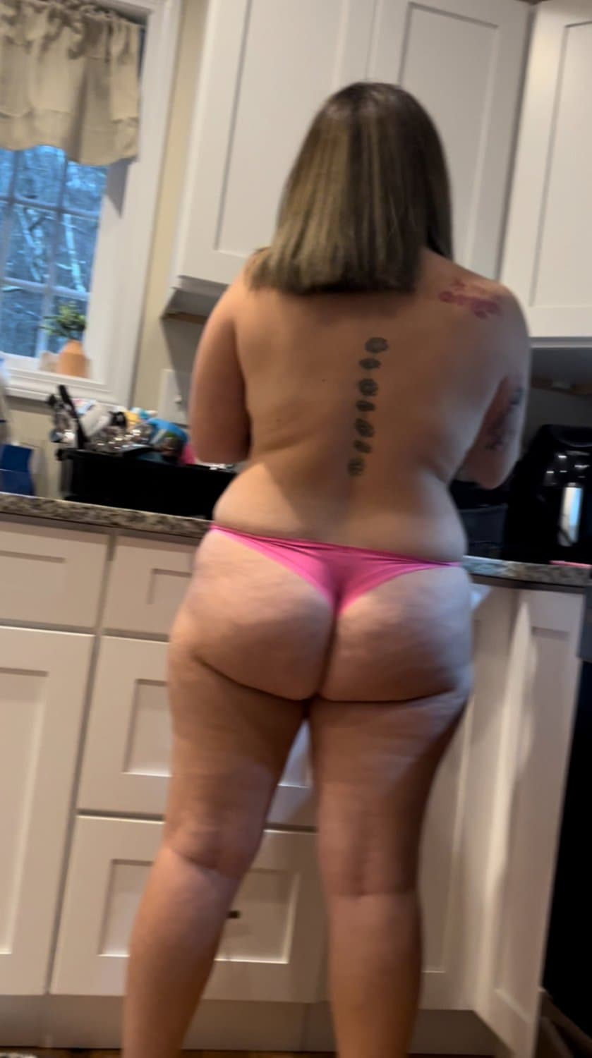 Chubby webslut. A walk through time!