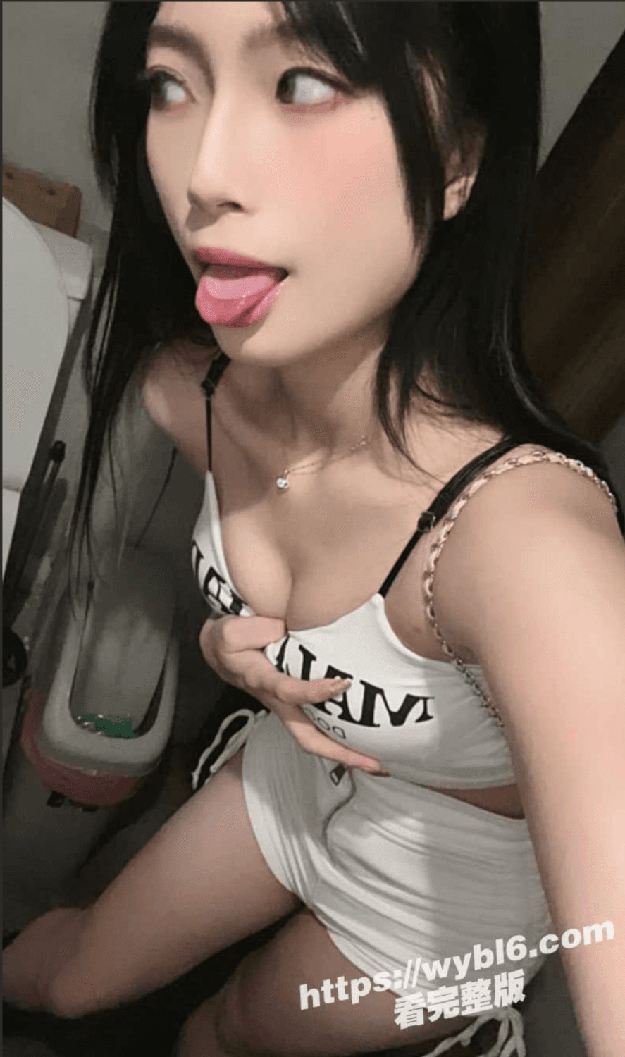 Alluring Asian babe sex with boyfriend