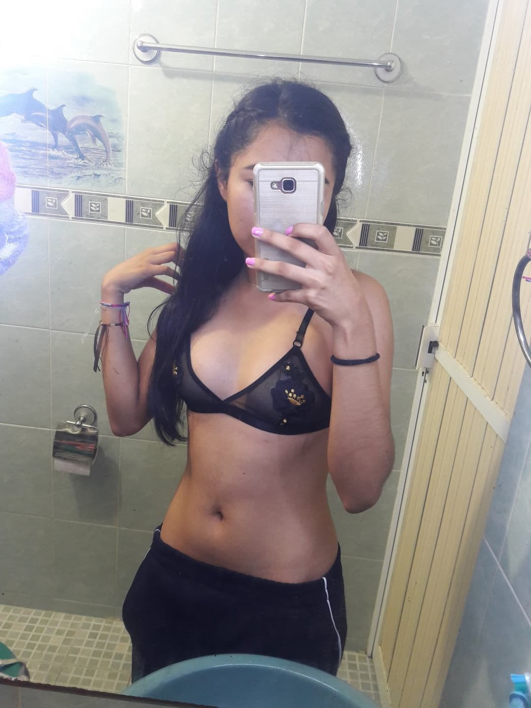 Click to view full size 18yo latina sucking a big cock and getting fucked