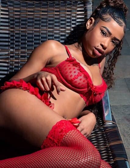 Morena Mulata Linda - Thaynara / video gravado no Villa Di Roma Guarujá