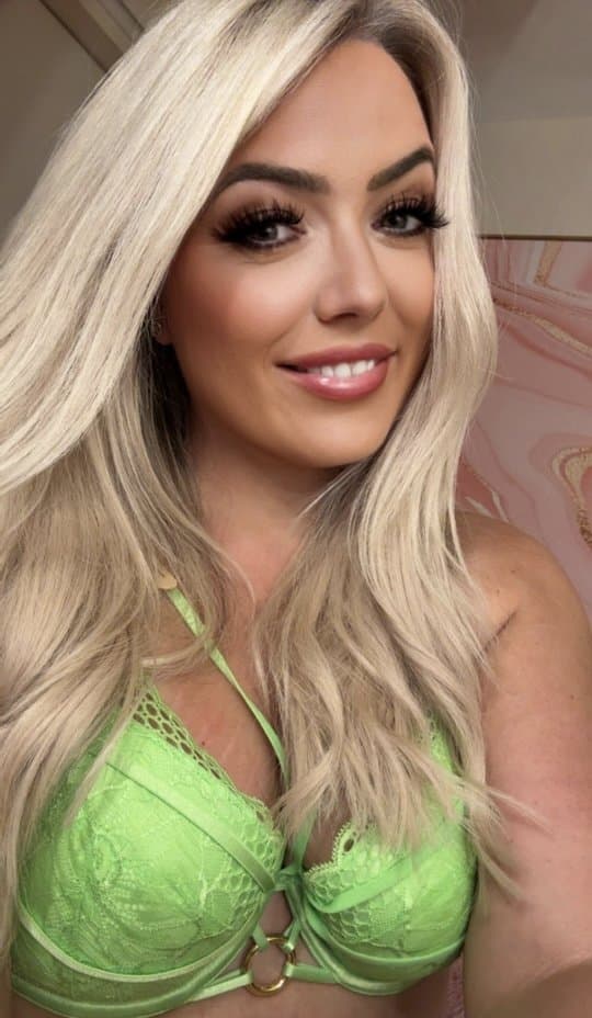 Hot milfs spicy pics leaked