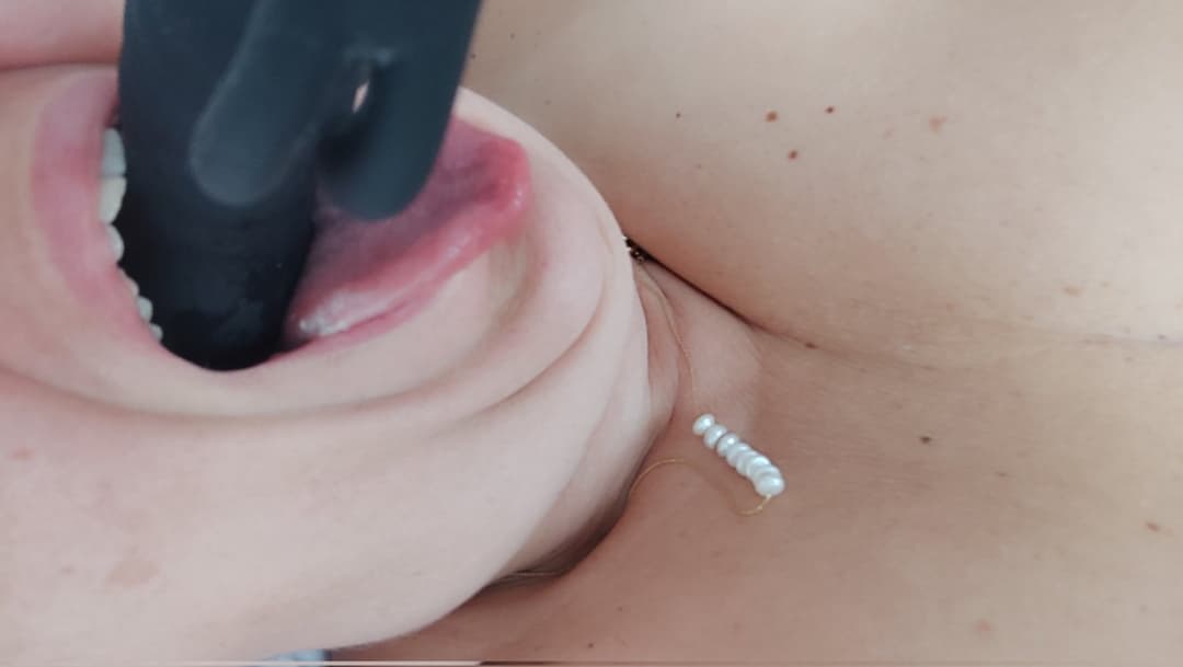 Jugando con mi ciber sumisa de galicia