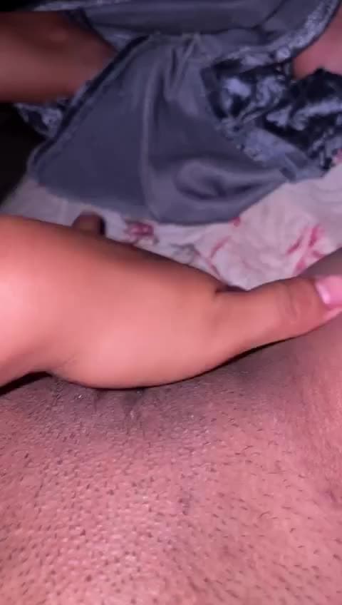 Puta mexicana masturbandose