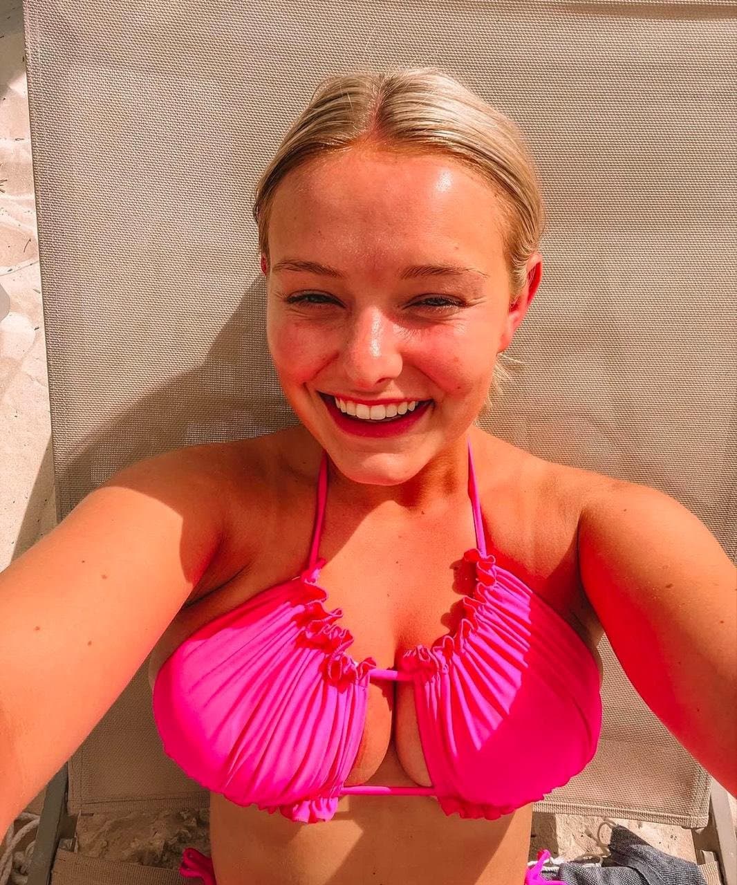 Sami 22 Indiana Slut with Big Tits