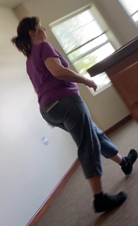 Thick Ass Gilf Helps Her Dad David Move While I Take Creepshots