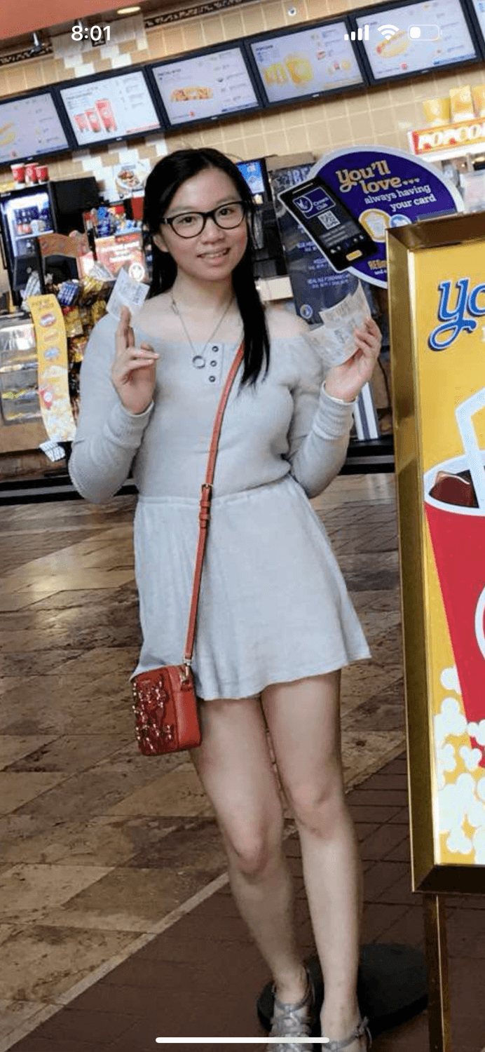 Asian bf gives up college gf’s nudes after lost bet