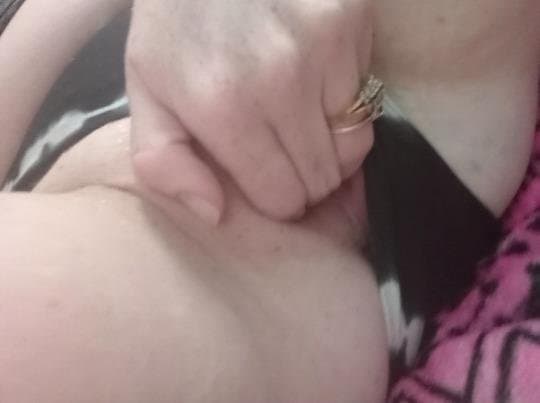 His and hers POV REAL moms phone leaked by iPhone repair guy