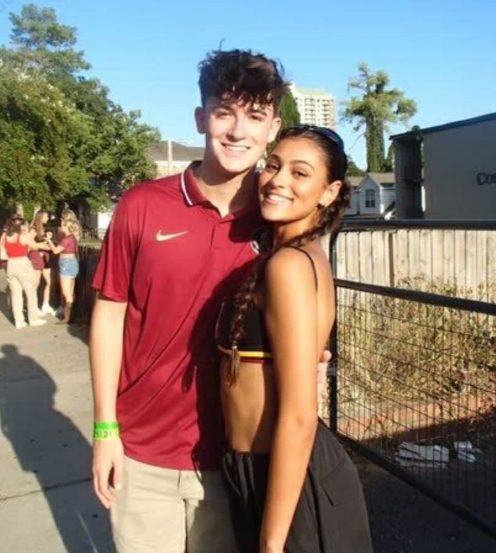 amateur couple nude May Adreyfus