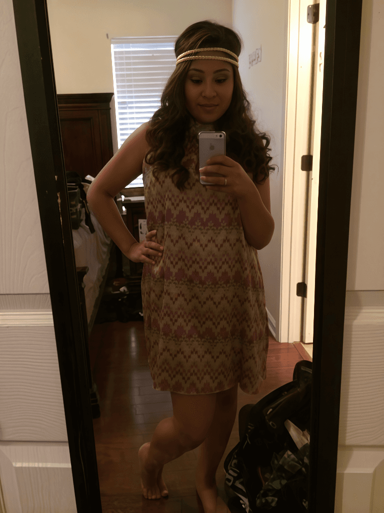 Sexy Latina goes to a college party without hubby and ends the night in a dorm room giving head