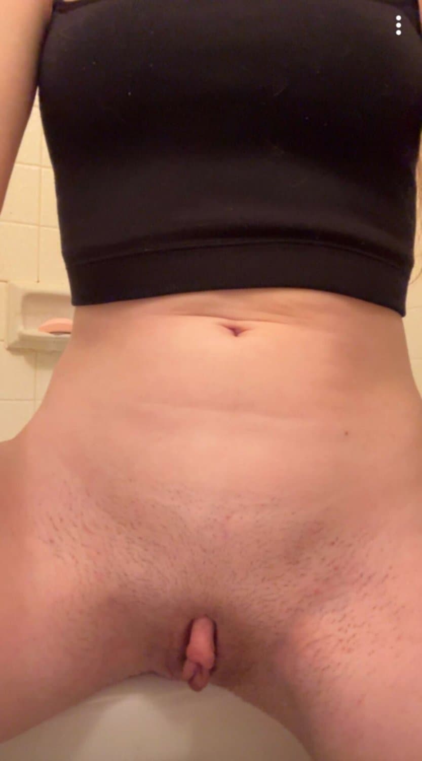 Click to view full size Alyssia