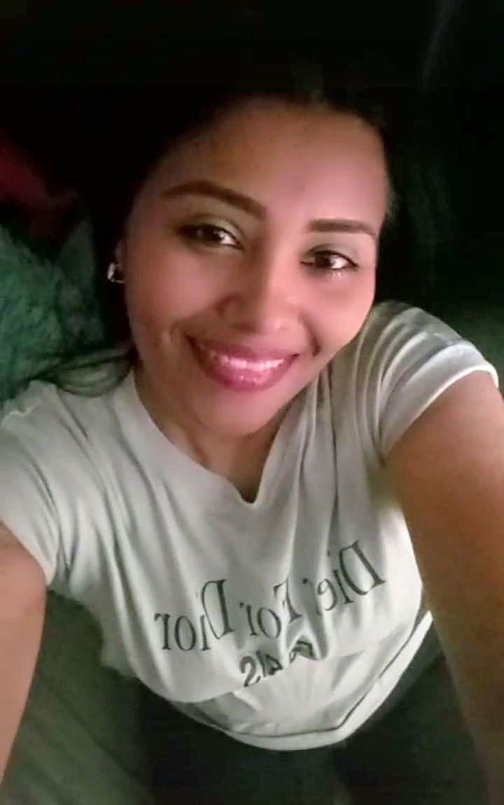 Morena venezolana sexo anal