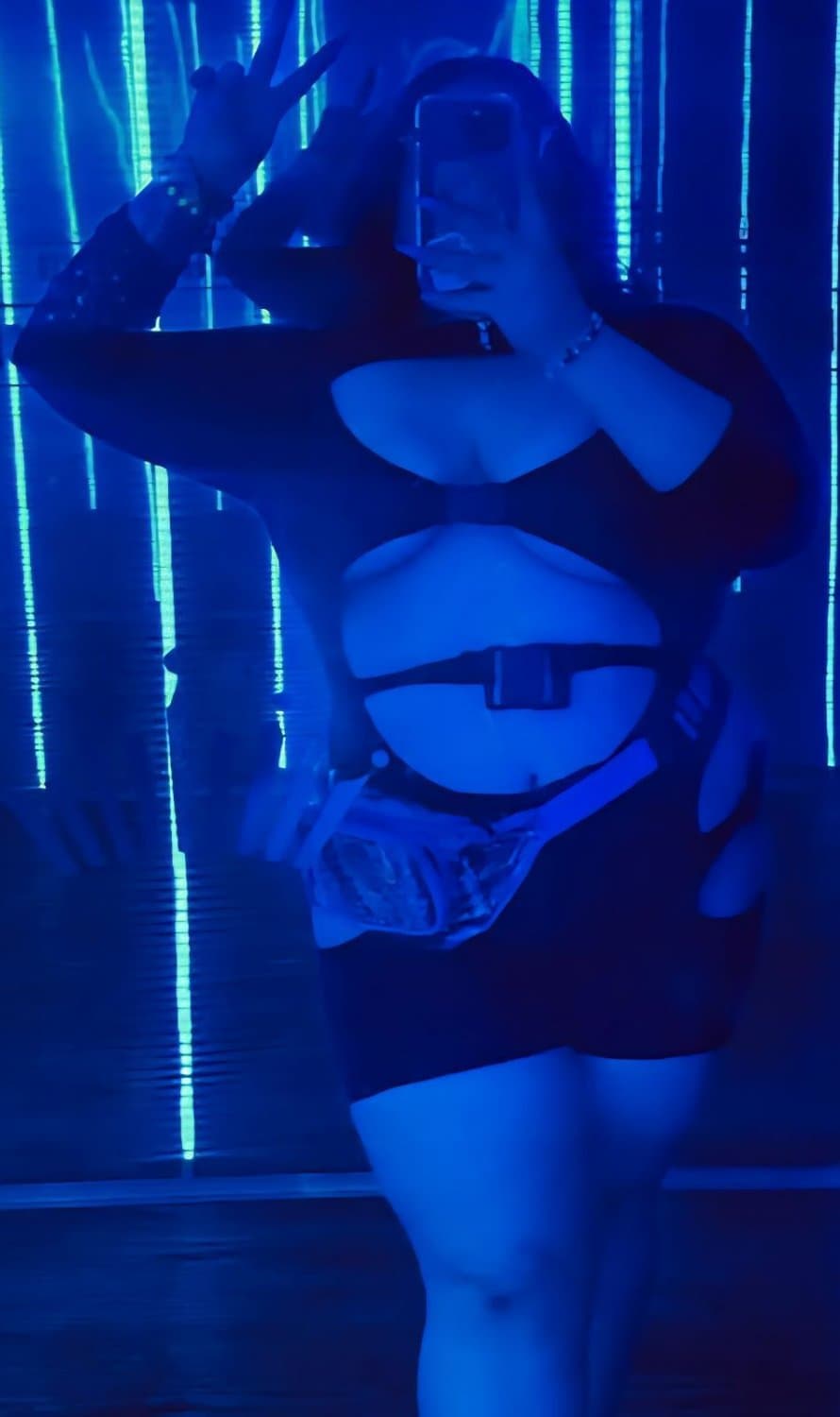 Click to view full size Kaylei 26yr old Goth BBW from MA