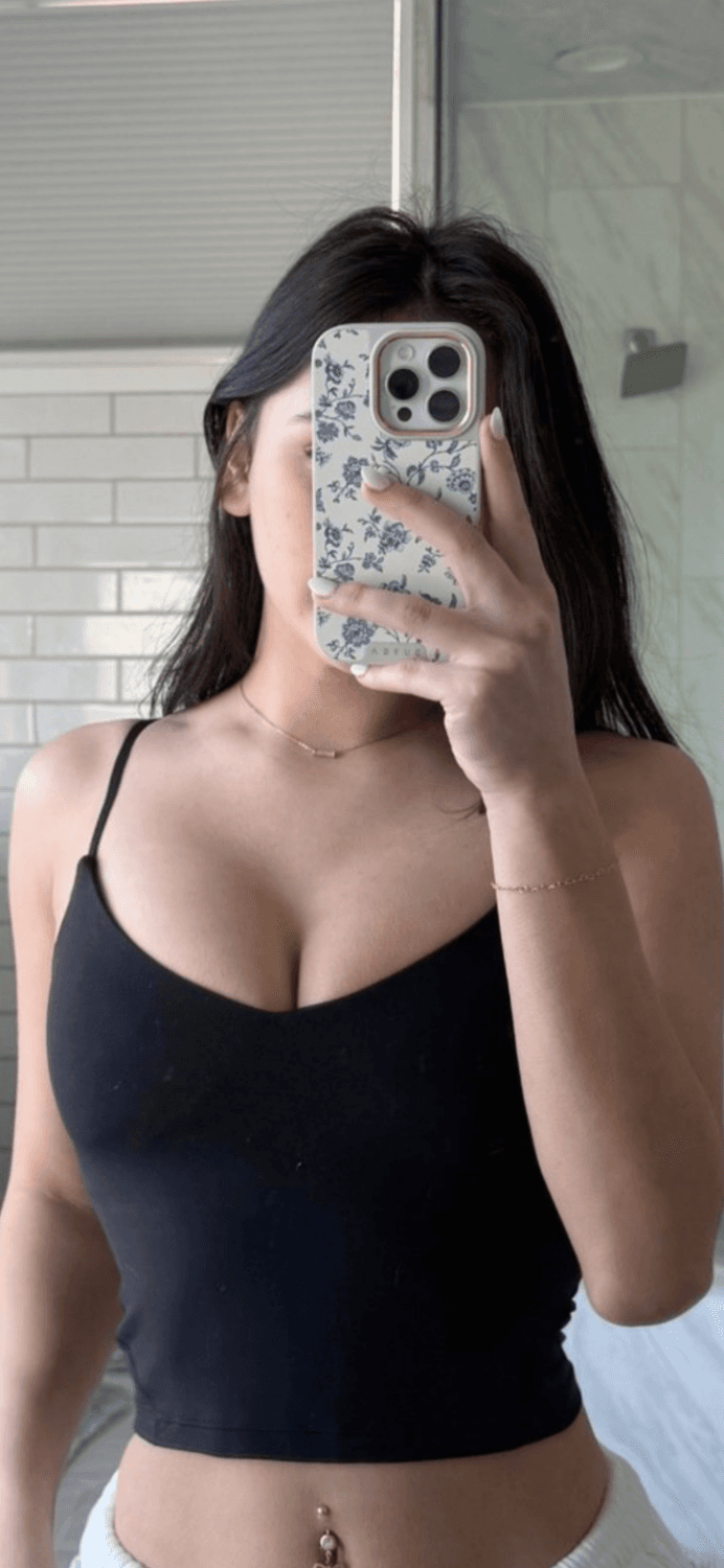 Bikini barista Harlot Caylor Caybae Cienna Navarro selling herself at coffee stand