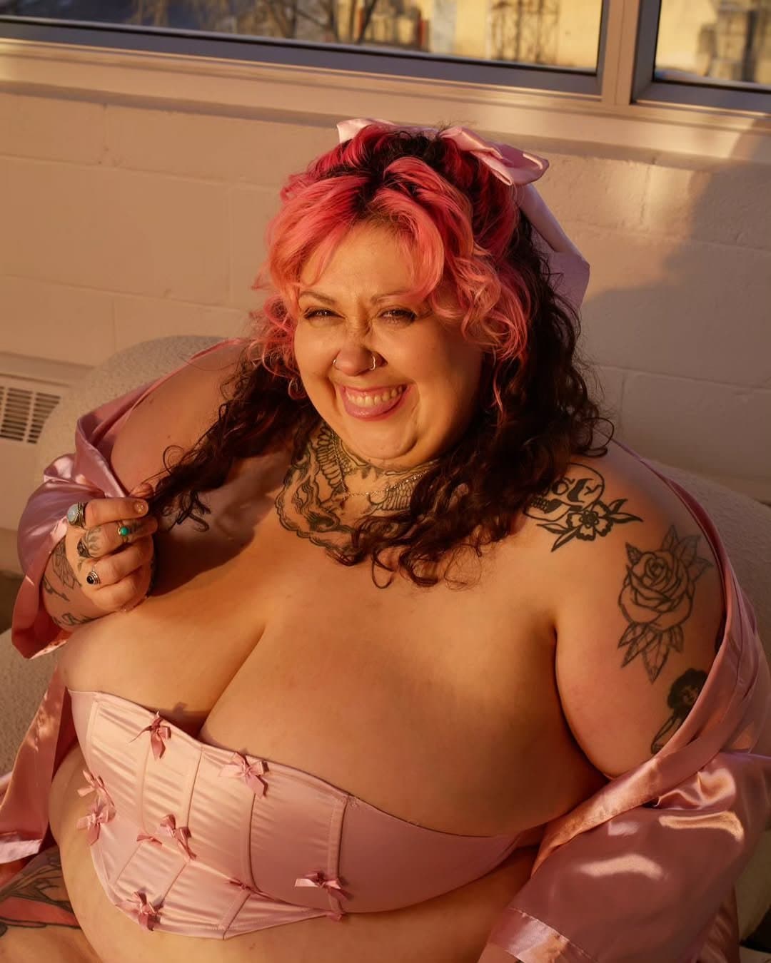 Rosie Bourgeoisie Sexy Bbw