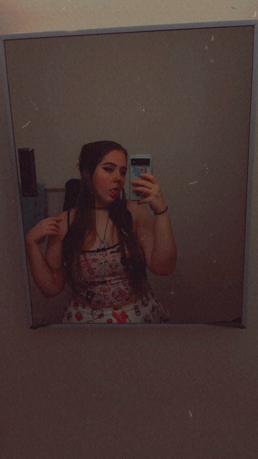 looking for nice no limits dom ? 22 y/o sub Mads ? Kik: eternaflamer, Discord: sadmads.jpg