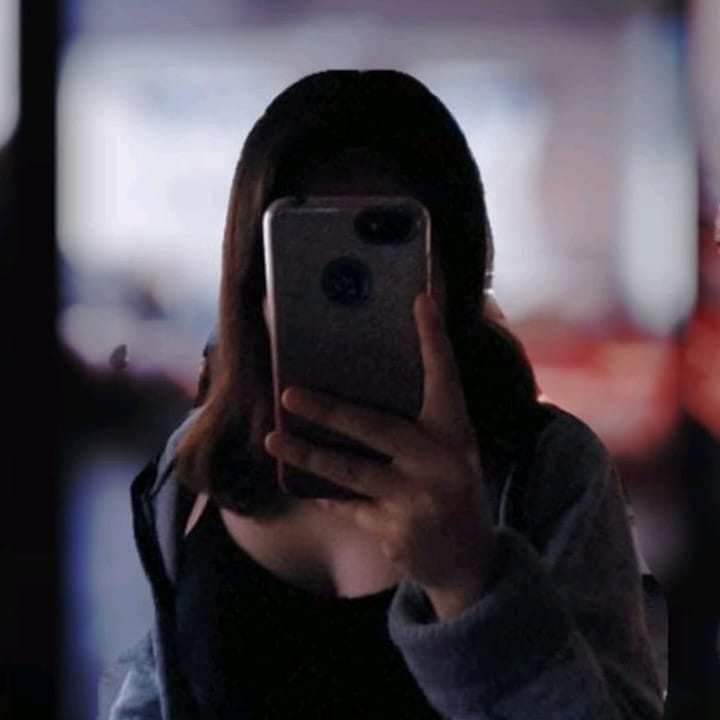 Yeni Chávez hermosa morra tetona