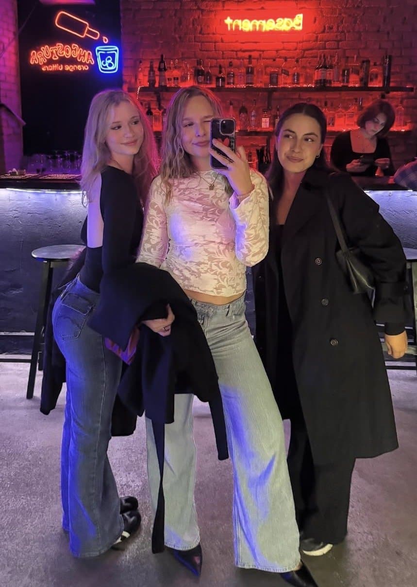 feeding irl sluts and irl captions! i can also make captions for u if u want