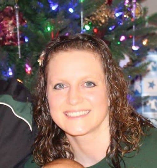 Shelley made sure to raise her shirt up long enough so that G G W could get a picture of her tits