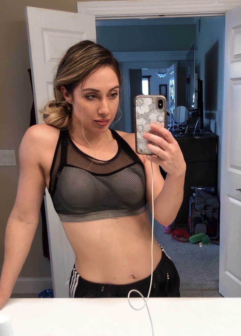 Click to view full size Stephanie Florida Nurse MILF mom of 2 sexy bitch whore