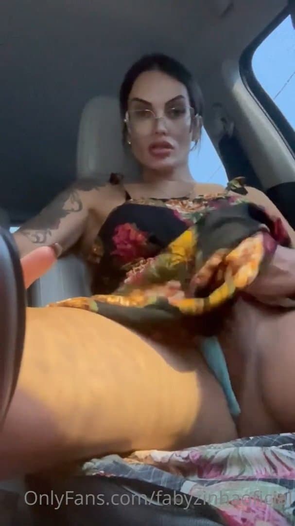 Deusa Transex Do Pau Cabeçudo Soca Bronha Até Leitar O Suco De Cacete Morangudo