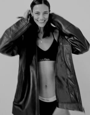 Click to view full size Anja 3