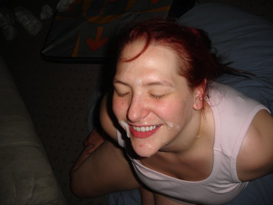 Click to view full size jizz makes her smile