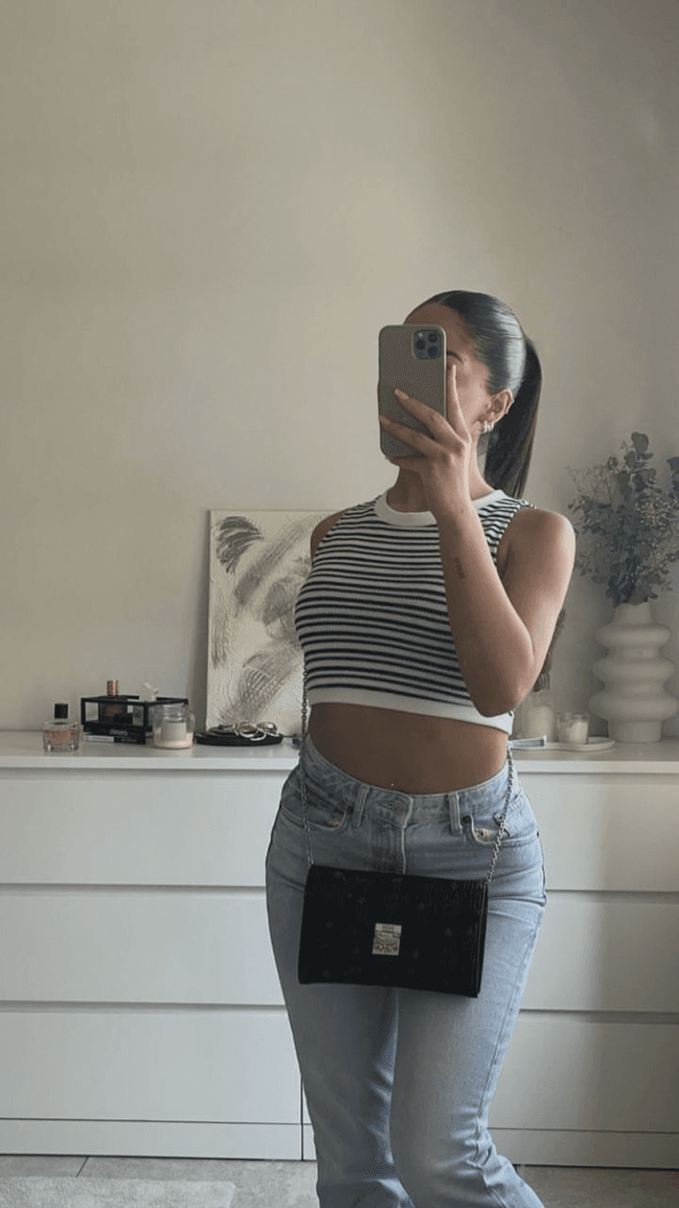 Kik cheater. Ask Layla how good was the last cock that she sucked (her bestie’s bf’s cock)