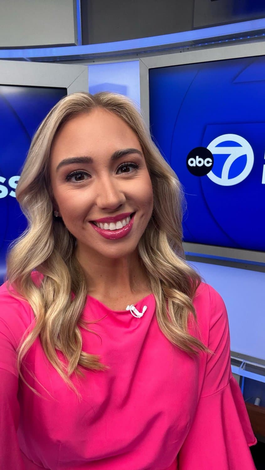 Stephanie Wade News Anchor