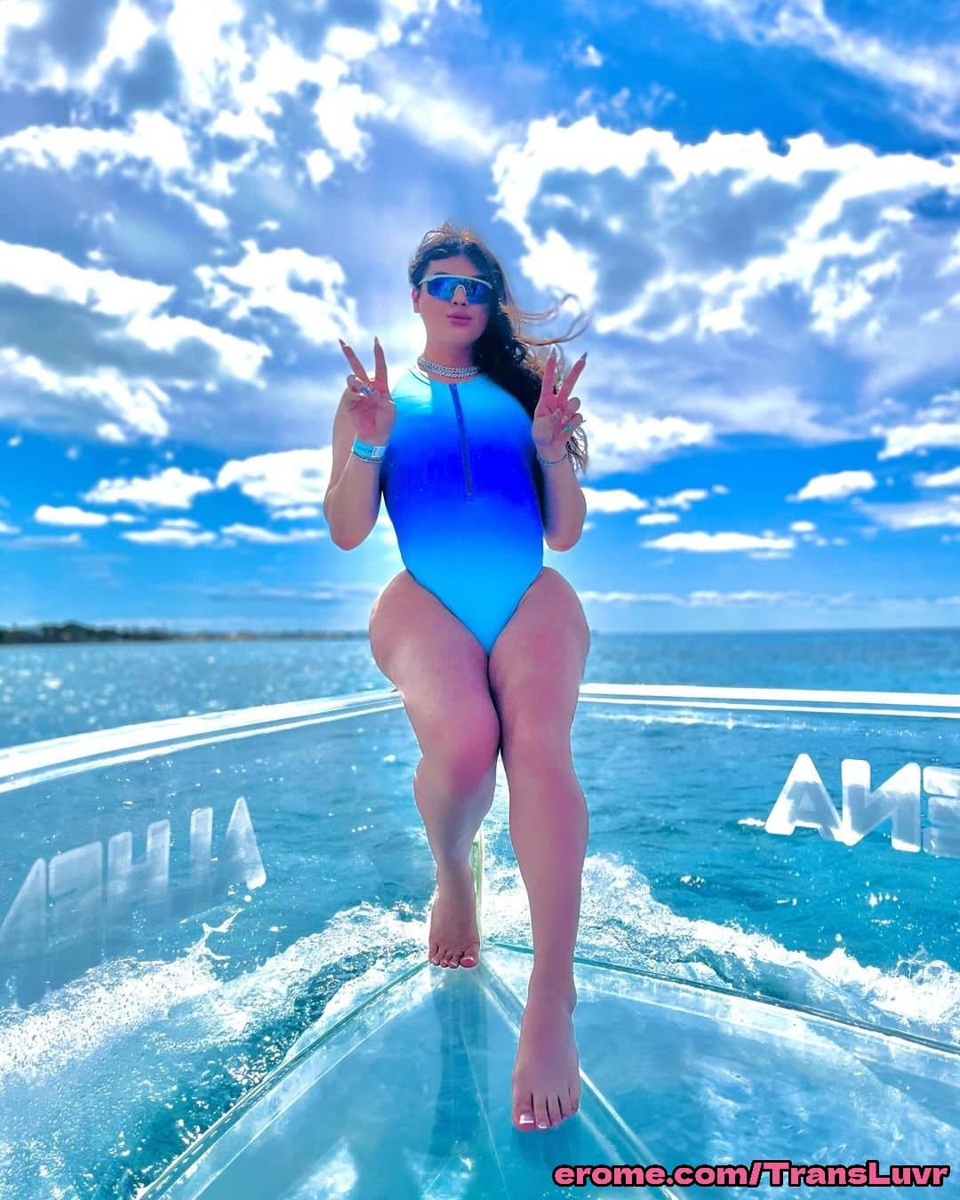 Big Ass Arab Trans Loves Taking BBC Backshots [Femboy, Ladyboy, Shemale, Sissy, Trap]