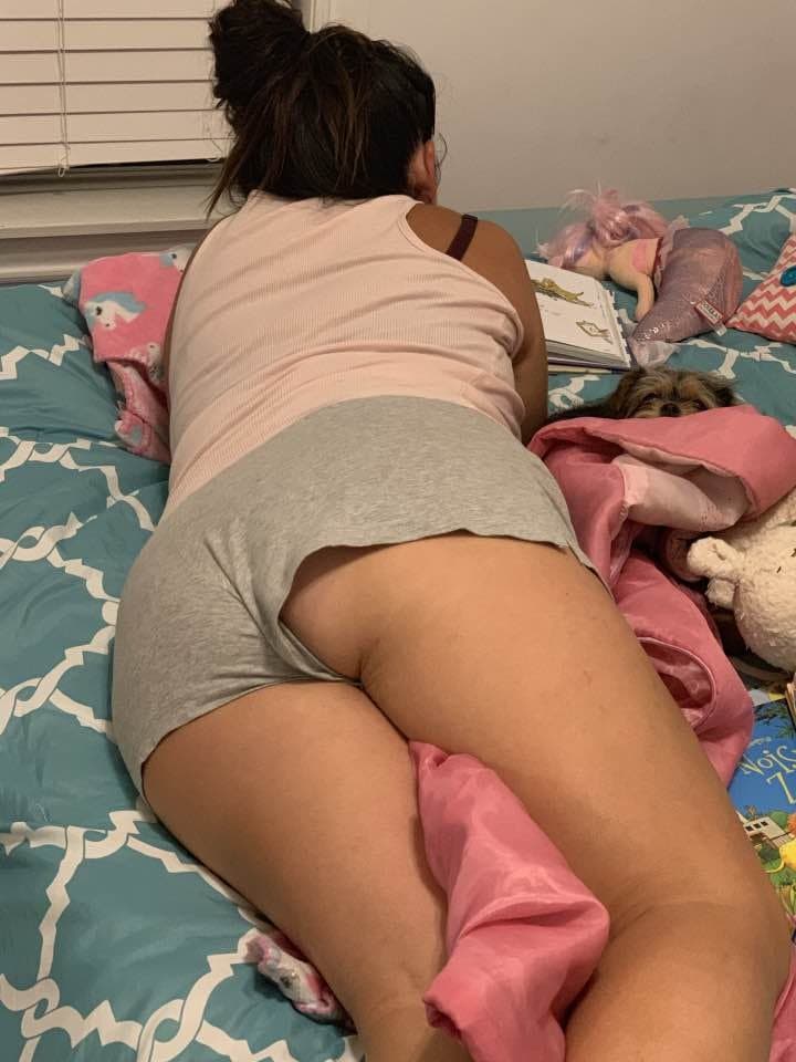 Click to view full size Webslut Wife Karlie Returns Again