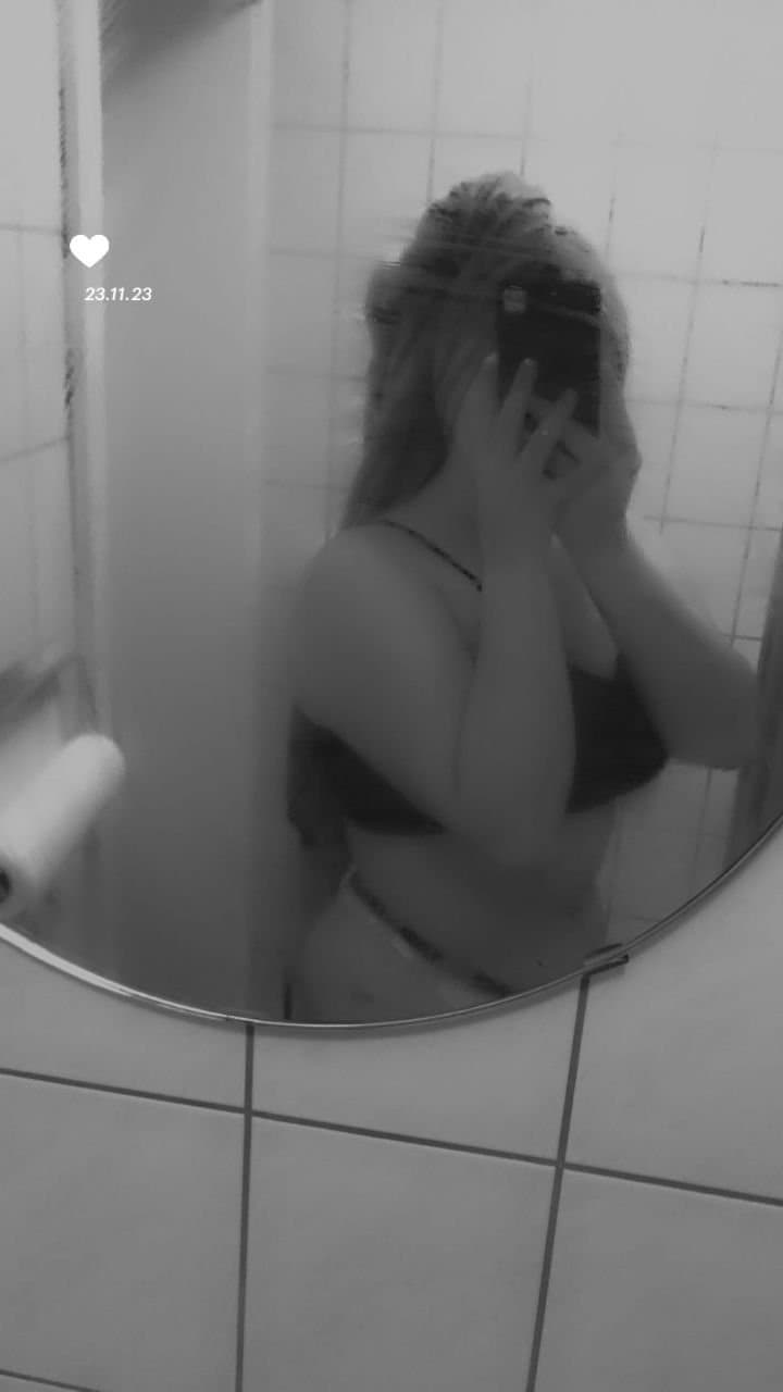 Sweet 18 and already a webslut