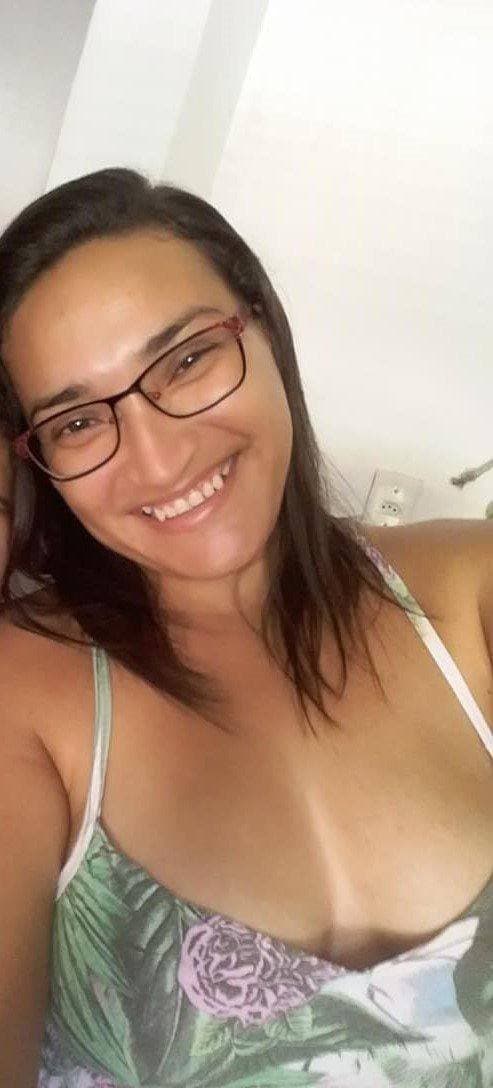 tia Leninha, a tia puta do meu amigo