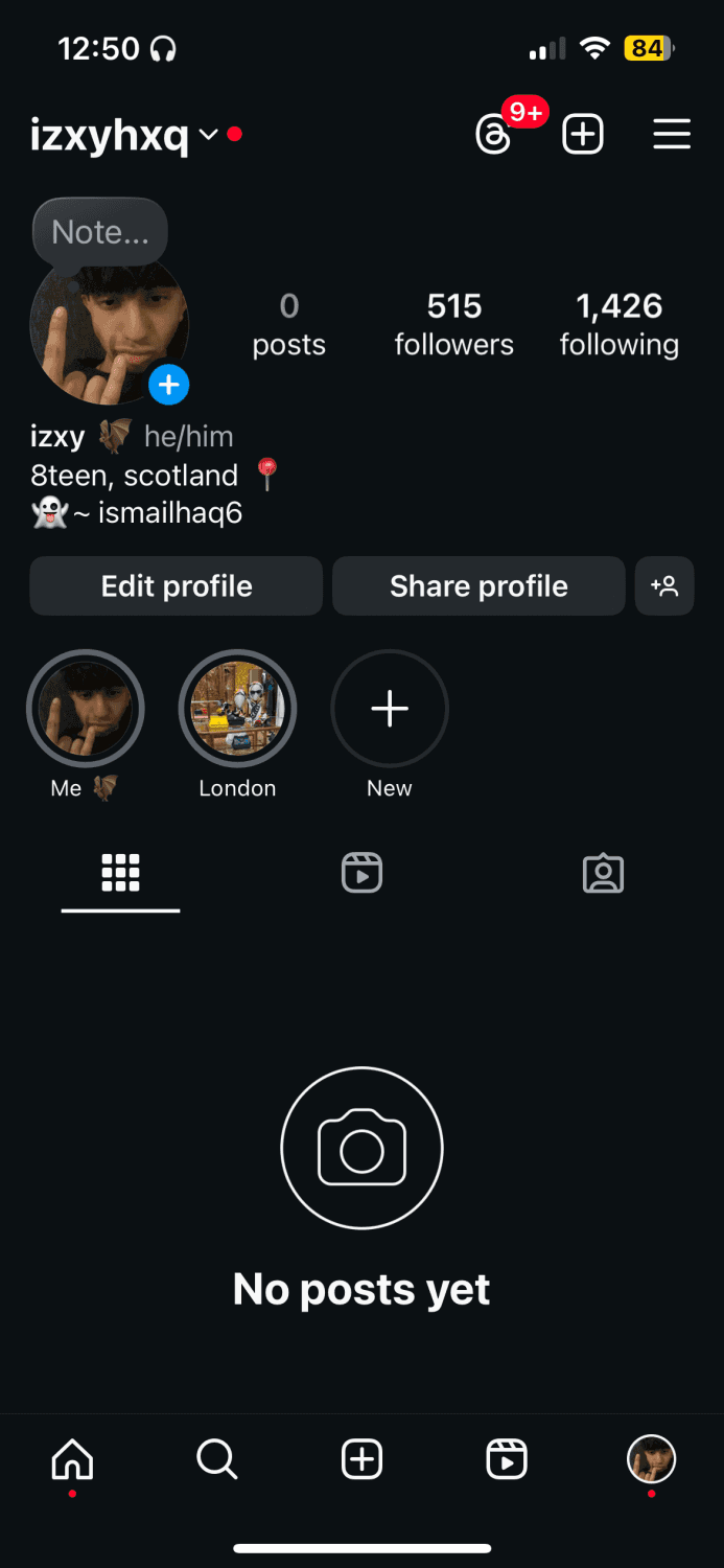 18yo Gay paki slut loves playing with his huge cock and showing off his tight boy pussy to older men