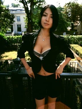 Japanese　芸能　MEGUMI　巨乳　ソフトエロ　一発やりたい