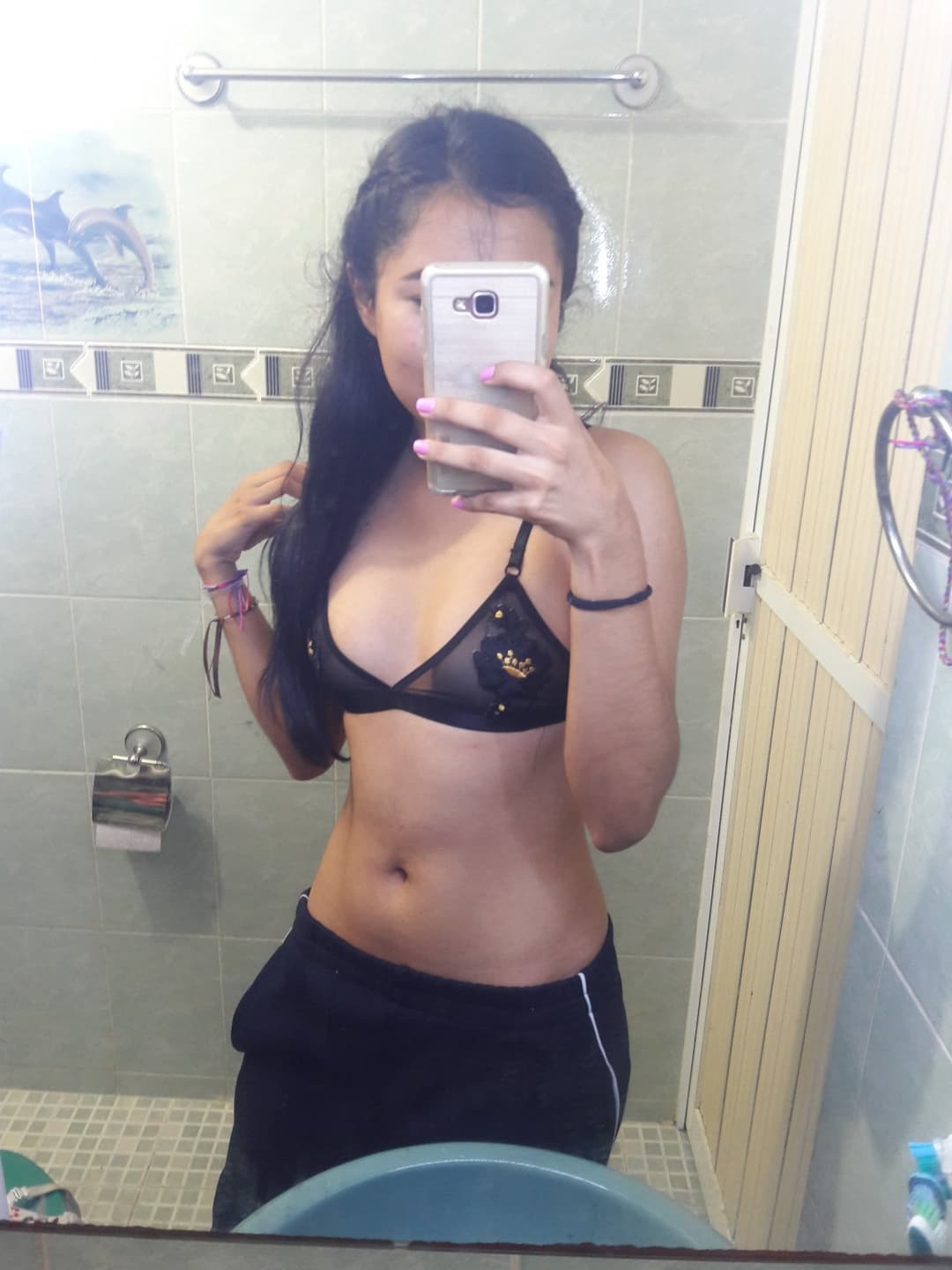 Click to view full size 18yo latina sucking a big cock and getting fucked