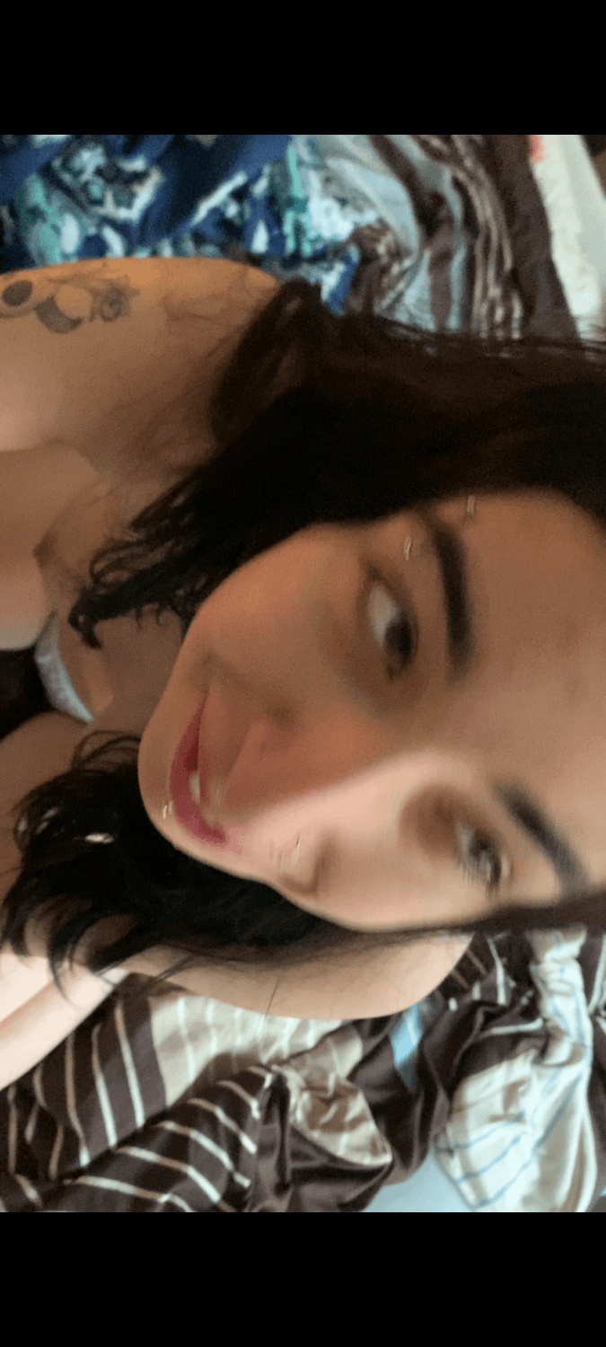 Anyone know this Latina from Georgia will reward