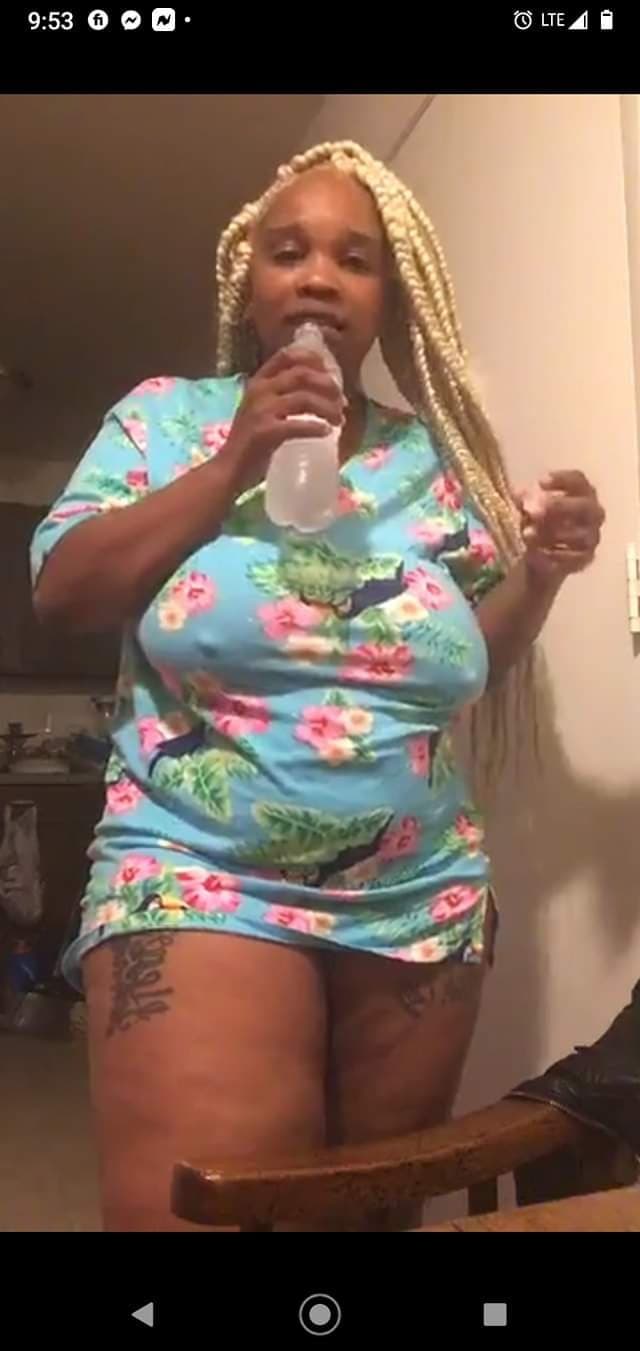 Freaky Bi Bbw Auntie (She need to start a only fans) I would not pull out 19
