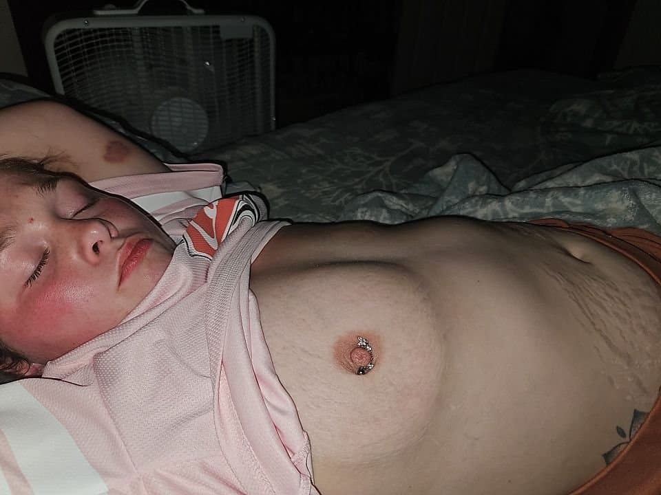 Looking for guys to post her pics and share her pics with other guys!