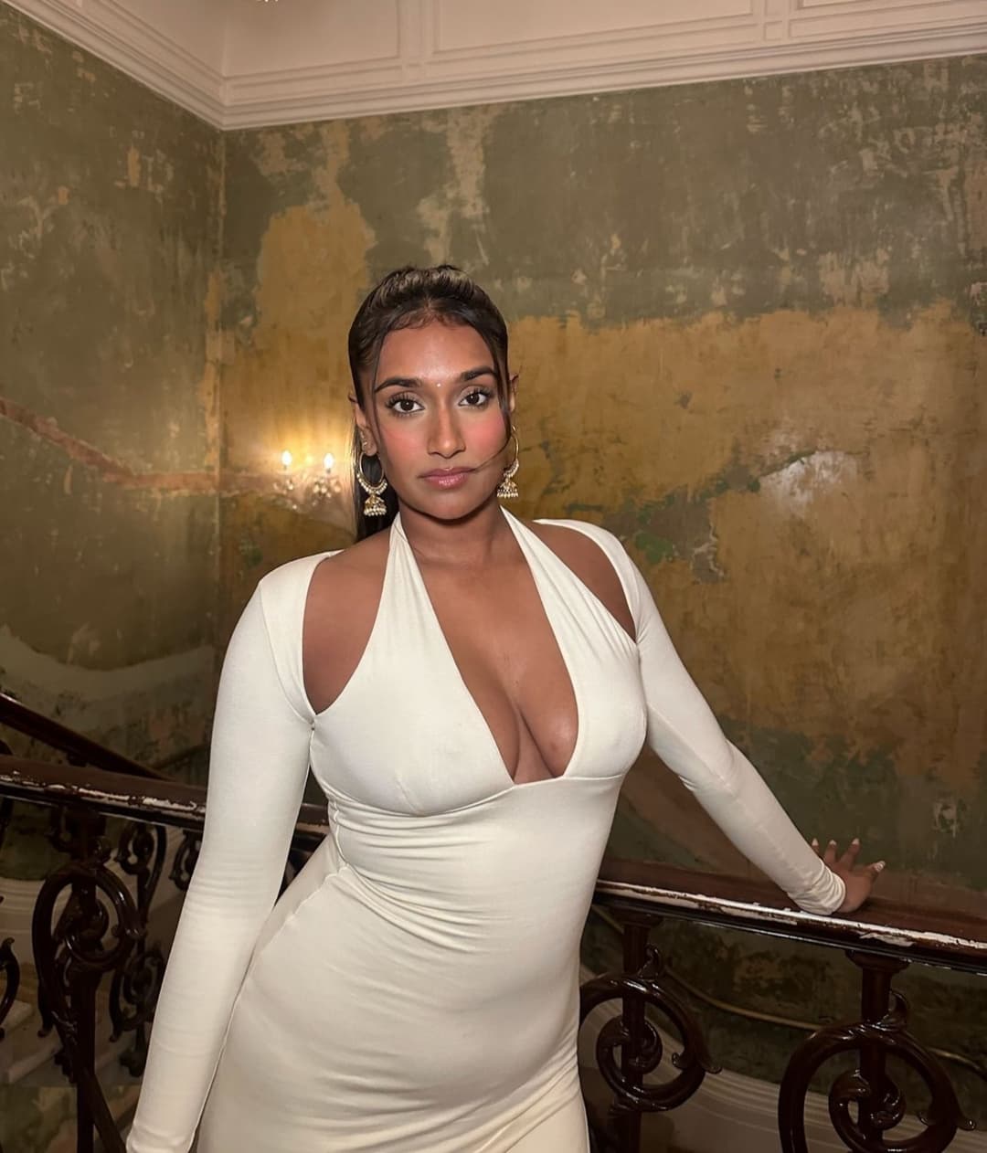 Hot Tamil chick dm submissions