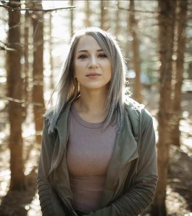 Christian girl Jen Ledger Titty Drop (Fake AI)