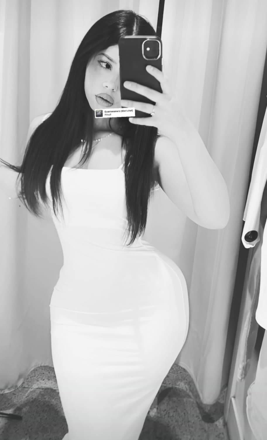 Sise ili bulja (boobs or ass)