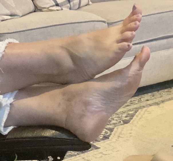 Wife Melissa 42yo Florida USA ?? Candid Sneak Shots