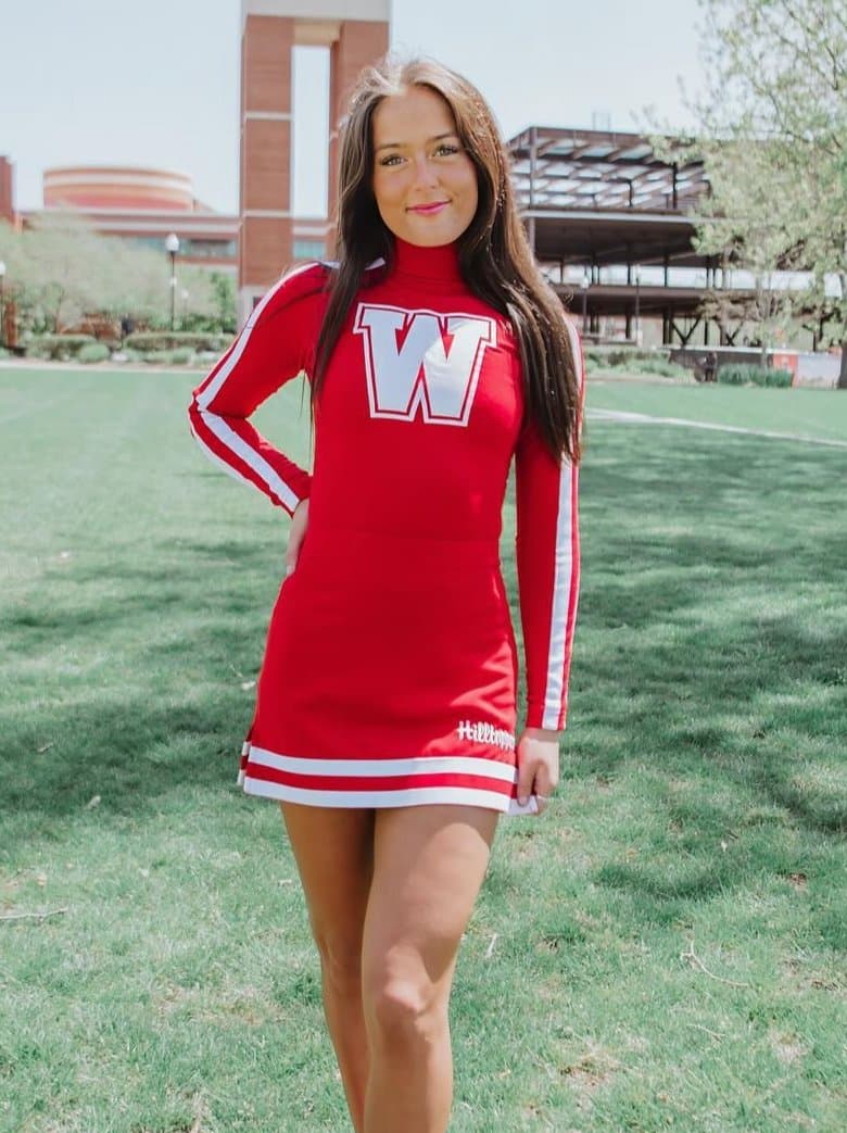 Tight College Cheerleader Melody (Bikini)(Uniform)