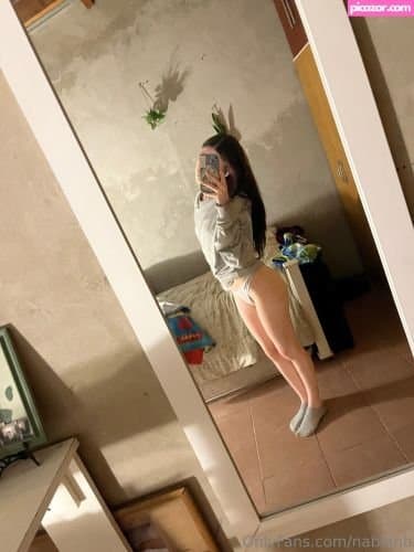 ¡Tik toker e instagramer cachonda N A B I A N B  le gusta mostrar el culo! ?