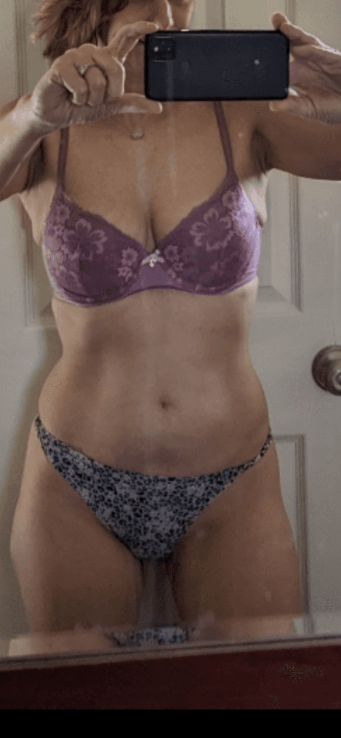 Real wife sucks multiple cocks