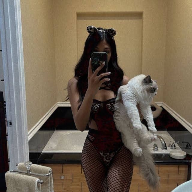 ABG Asia / Local Coffee Shop Girl