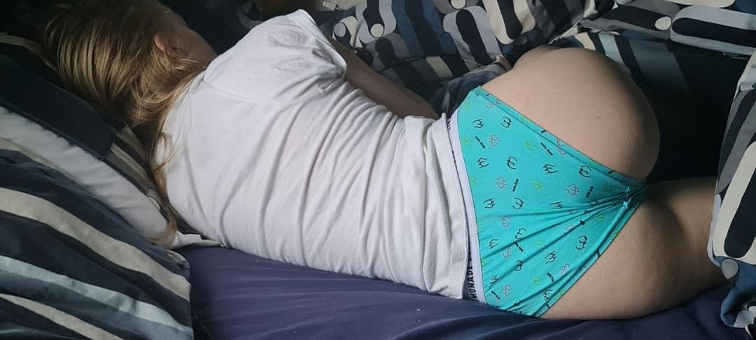 Submitted and risked Girlfriend. Want to risk your girl too? DM me