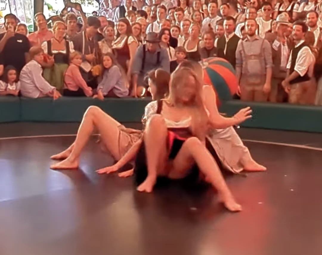 Click to view full size Devils Wheel Upskirts Pt. 2