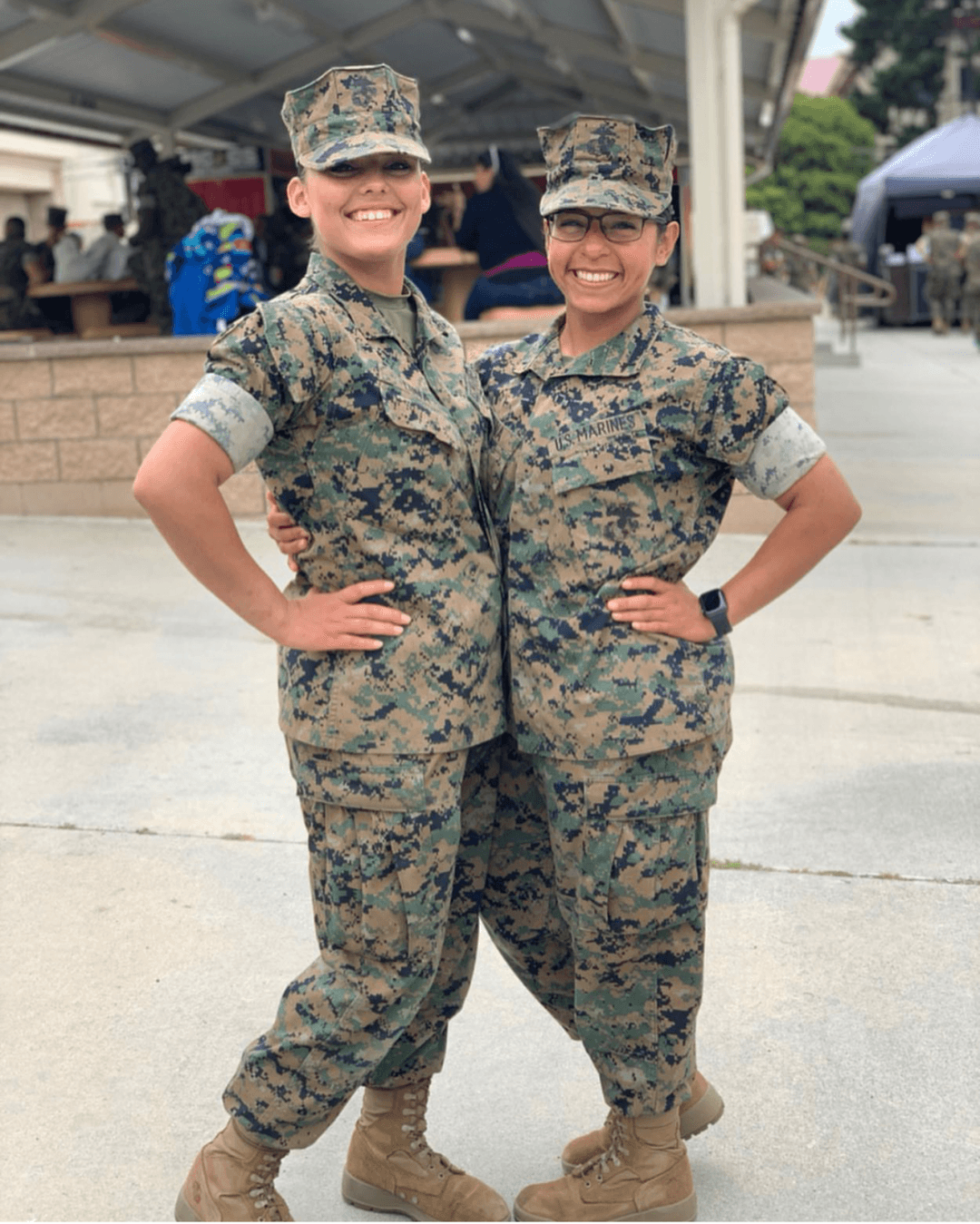 Click to view full size Military thot forgets uniform